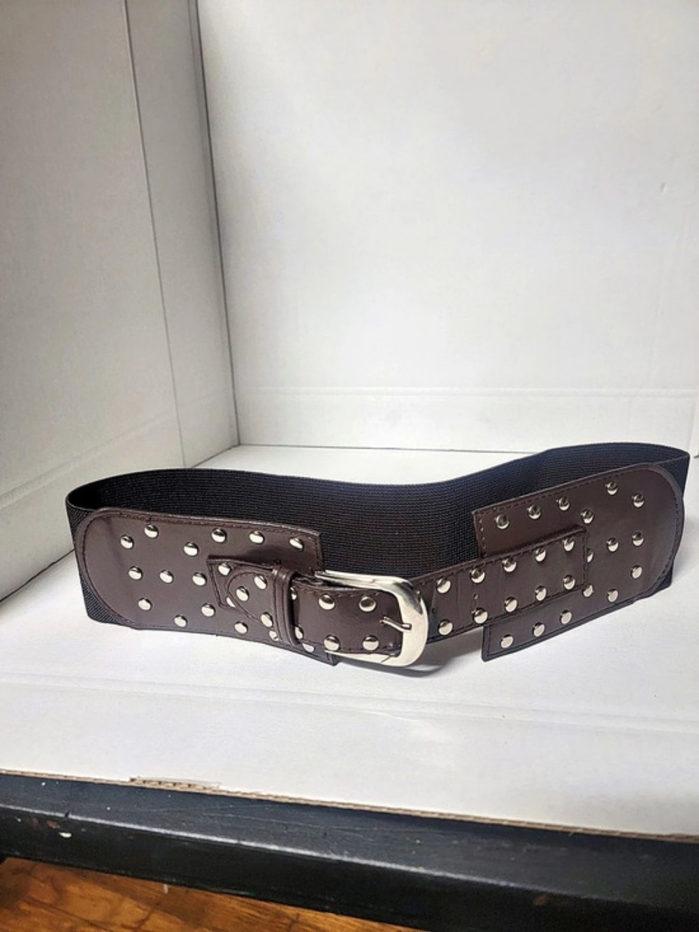 Studded Stretch Belt in BrowLike New